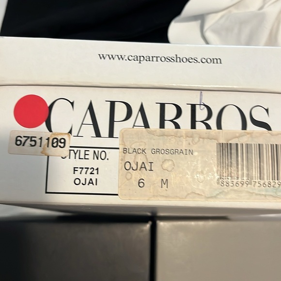 EUC Black grosgrain size 6 4 inch heels with hematite colored crystal on toe box - Picture 5 of 5